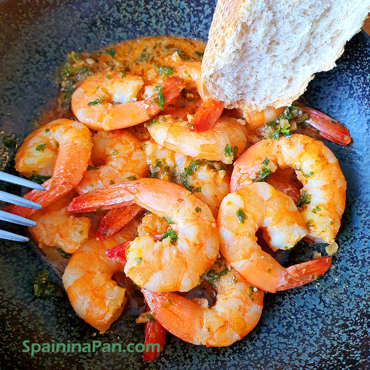 shrimp in sherry sauce in a bowl