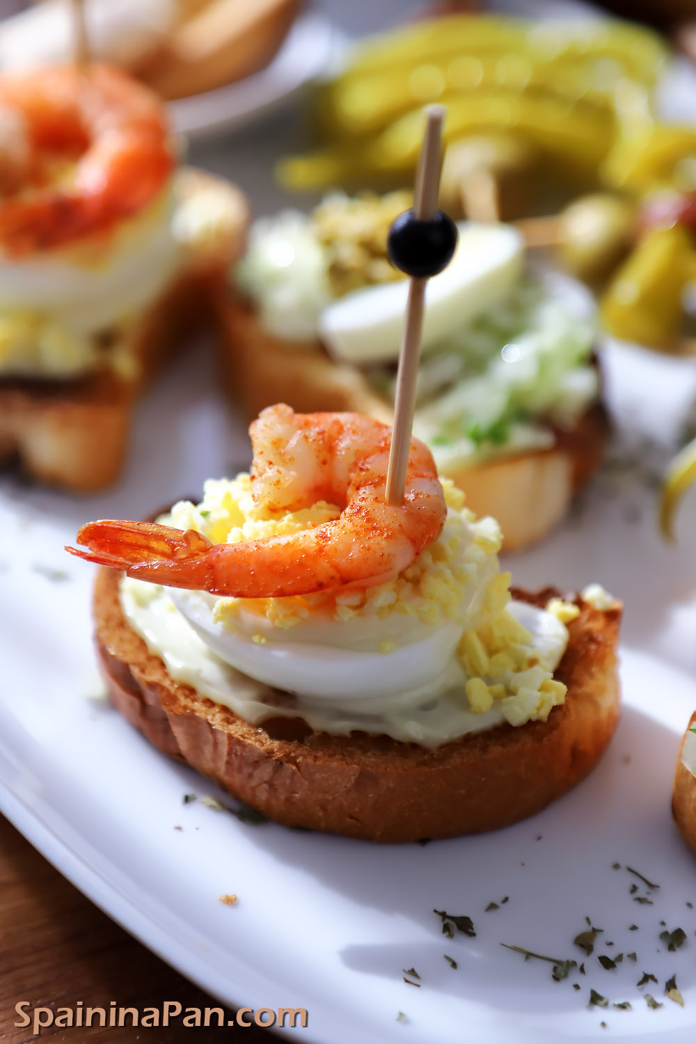 Spanish bilbainito pintxo on a plate.